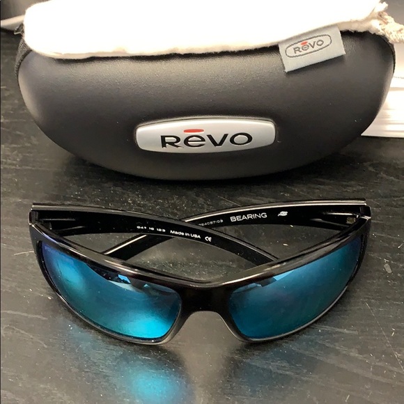 revo sunglasses bearing
